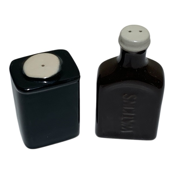 Vintage Watkins Brand Ceramic Salt & Pepper Shakers - Picture 3 of 4